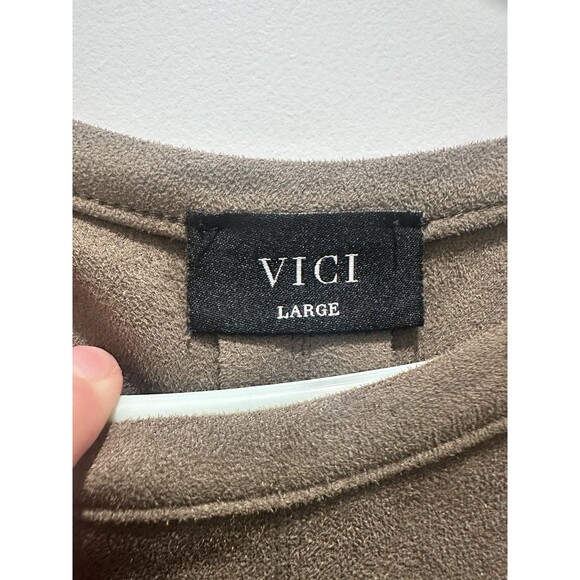 VICI Collection Faux Suede Taupe Short Sleeve Shift Dress Women’s Casual Chic L - Picture 2 of 4